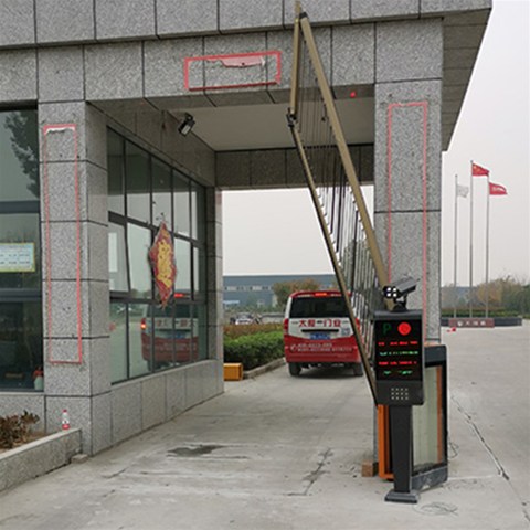 能展示廣告的道閘有哪些優(yōu)勢？